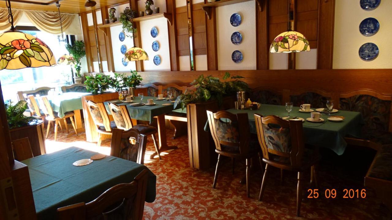 Bed & Breakfast Hotel Helga Hein Düsseldorf Eksteriør billede
